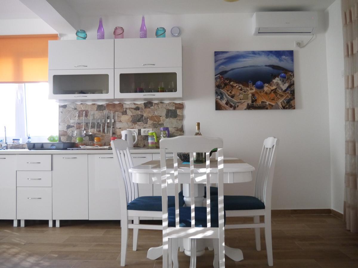 Crystalsky Apartment Dobra Voda Exterior photo